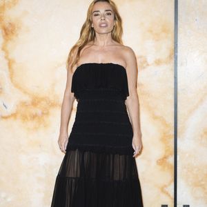Impossible de faire l'impasse sur la somptueuse apparition d'Elodie Bouchez. Avec sa robe noire ultra glamour, la célèbre comédienne a fait l'unanimité... Mais pas seulement ! 

Élodie Bouchez - Photo Call pour Le Défilé « Saint Laurent »Collection Prêt-à-Porter Automne/Hiver 2025-2026" lors de la Fashion Week de Paris (PFW), le 11 mars 2025. © Olivier Borde /Bestimage