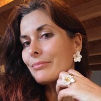 Une agricultrice de L'amour est dans le pré montre le visage de son compagnon, un bel américain (SPOILER)