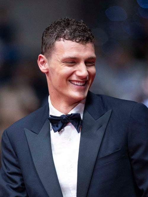 Benjamin Pavard en break avec sa compagne et sa petite Léna Rose : La famille s’est envolée vers une destination ultra-luxe qu’Iris Mittenaere fréquente aussi