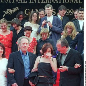 Emilie Dequenne et les frères Dardenne au Festival de Cannes en 1999
©RINDOFF-JACOVIDES-FIZET / BESTIMAGE