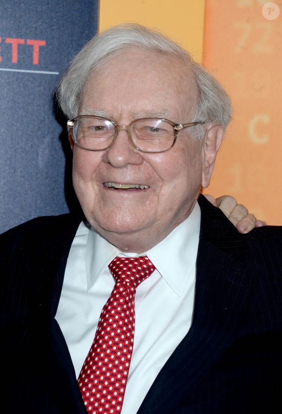 Warren Buffet lors de la première du film "Becoming Warren Buffet" à New York. Le 19 janvier 2017

Photo : STARMAX / BESTIMAGE