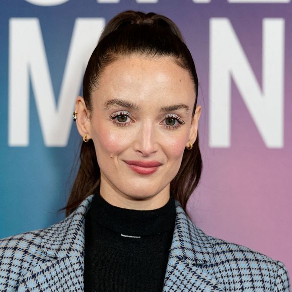Ses dents font en effet sensation, aux quatre coins de la planète ! Charlotte Le Bon a en d'ailleurs parlé à l'humoriste David Castello Lopes, dans son émission "Small Talk", sur Konbini.

Exclusif - Charlotte Le Bon - Photocall de la cérémonie de clôture du 30ème festival du film francophone, Cinemania, à Montréal. Le 16 novembre 2024. © Sylvain Lefevre / Bestimage