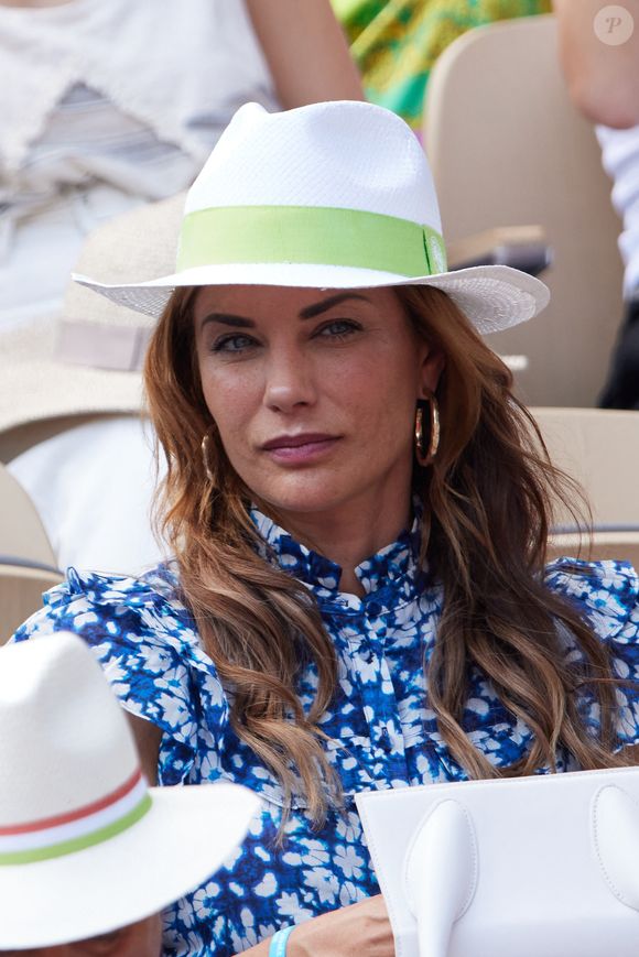 "Je souhaiterais également remercier les gendarmes et les pompiers qui m’ont prise en charge ainsi que les personnes qui m’ont secourue."

Ariane Brodier en tribunes lors des Internationaux de France de tennis de Roland Garros 2023, à Paris, France, le 8 juin 2023. © Jacovides-Moreau/Bestimage