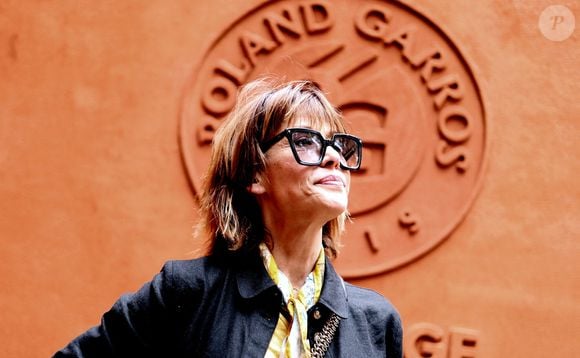 Sophie Marceau - Célébrités au village lors des Internationaux de France de tennis de Roland Garros 2024 à Paris le 9 juin 2024. JACOVIDES-MOREAU / BESTIMAGE