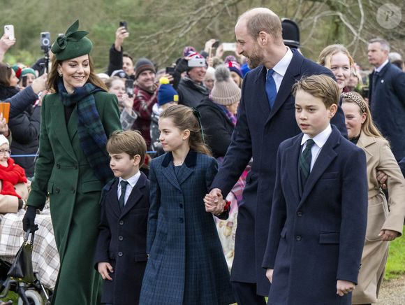 La princesse de Galles, le prince Louis, la princesse Charlotte, le prince de Galles et le prince George assistent au service religieux du jour de Noël à l'église St Mary Magdalene à Sandringham, Norfolk, Royaume-Uni, le mercredi 25 décembre 2024. Photo by Zak Hussein/Splash News/ABACAPRESS.COM