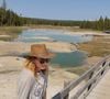 Le parc national de Yellowstone les a particulièrement émerveillés.

L'animatrice Marine Vignes, mère de la fille aînée de Nagui, en vacances en famille à Yellowstone.