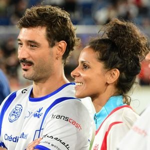 Shy'm et Jérémy Frérot une nouvelle réunis

Shy'm et Jérémy Frerot - Les célébrités participent au match caritatif "Charity All Stars" au profit des associations "Zoé4life" et "Princesse Margot" au stade de la Tuilière à Lausanne (Suisse). 140.000 euros ont été récoltés au profit de ces oeuvres de charité. © Romain Doucelin / Bestimage