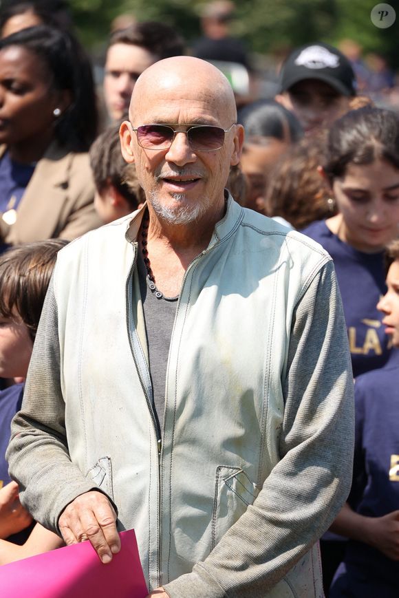 Florent Pagny assiste à la cérémonie de remise du Prix de l'Ambassadeur de l'association ELA (European Leukodystrophy Association) à la Cité des Sciences et de l'Industrie à Paris, France, le 07 juin 2023. Photo par Jerome Domine/ABACAPRESS.COM