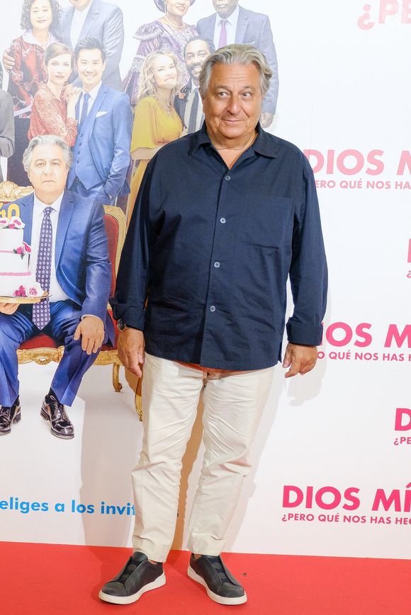 En Belgique, Christian Clavier savoure également un anonymat retrouvé : "Il reste un contact entre les gens qu'il n'y a pas à Paris, où le rapport à la notoriété empêche cela”

Christian Clavier à la première du film "Dios Mio, Pero Que Nos Has Hecho ?" à Madrid, le 12 juillet 2022. © Atilano Garcia/SOPA Images via Zuma Press/Bestimage