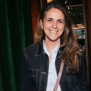 Il y avait également Valérie Bénaïm

Valérie Bénaïm - Personnalités aux Deux Magots pour la 3ème édition du salon du livre à Saint-Germain-des-Prés "Des pages avant la plage" à Paris le 6 juin 2026

© Philippe Baldini / Bestimage