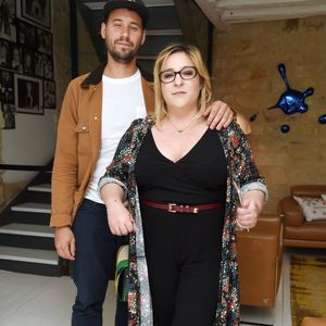 Marilou Berry et son compagnon Alexis (Le Diamantaire artiste street art) - Soirée de lancement de l'appareil photo Instax SQ6 de Fujifilm à l'Instax Square House à Paris le 24 mai 2018. © Giancarlo Gorassini/Bestimage