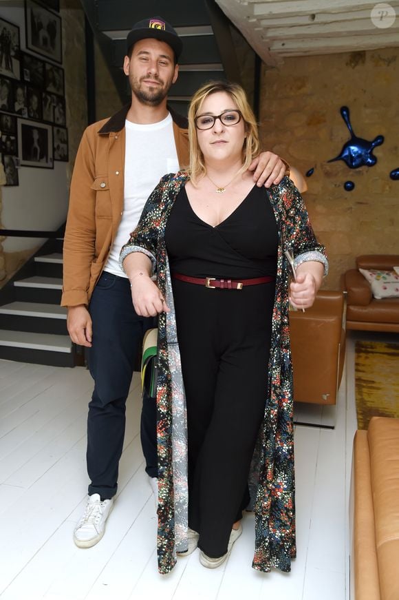 Marilou Berry et son compagnon Alexis (Le Diamantaire artiste street art) - Soirée de lancement de l'appareil photo Instax SQ6 de Fujifilm à l'Instax Square House à Paris le 24 mai 2018. © Giancarlo Gorassini/Bestimage