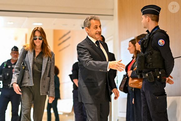 Nicolas Sarkozy et sa femme Carla Bruni - Dernier jour du procès du financement libyen de Sarkozy: ses avocats de l’ancien président vont plaider la relaxe, au tribunal de Paris, France, le 8 avril 2025. © Pierre Perusseau/Bestimage