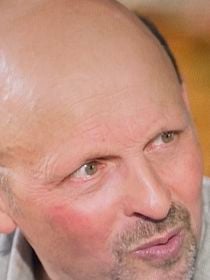 "Il ne veut pas..." : Face à une prétendante, Denis ne respecte pas les règles du speed-dating dans L'amour est dans le pré (SPOILER)