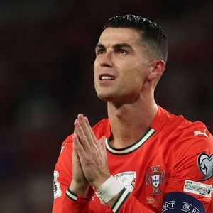 Les prix vont d'une centaine d'euros à plus de 400 euros la nuit.

Cristiano Ronaldo du Portugal réagit pendant le match de qualification de la Coupe du Monde entre le Portugal et la Hongrie au stade Jose Alvalade à Lisbonne, Portugal. Match de qualification de la Coupe du Monde - Portugal et Hongrie Copyright : JoaquimxFerreira