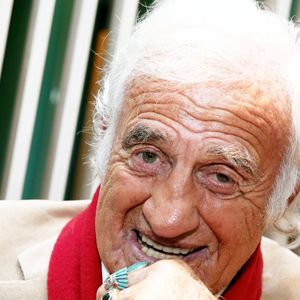 Pourtant, si l'on en croit cet article paru trois ans après sa mort, Jean-Paul Belmondo avait pourtant pris ses précautions, quelques années plus tôt, pour que ses enfants ne manquent de rien.

Jean-Paul Belmondo - A l'occasion du lancement de son nouveau livre "Mes recettes bonne humeur" (Editions du Cherche Midi), Luana Belmondo a réuni ses proches et amis épicuriens autour d'un Aperitivo concocté par le Chef Denny Imbroisi (Restaurant IDA) à Paris, le 13 octobre 2016. © Dominique Jacovides/Bestimage
