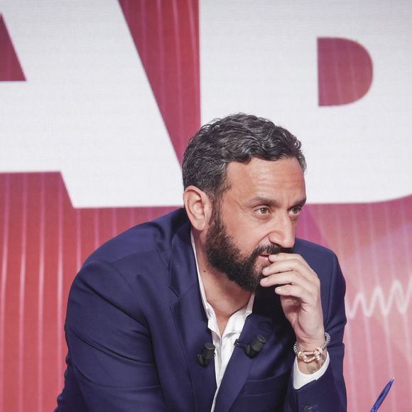 avec la star Cyril Hanouna ?

Exclusif - Cyril Hanouna, sur le plateau de l’émission « TPMP » présentée par C.Hanouna et diffusée en direct sur Youtube et sur toutes les box (SFR, FREE, Bouygues, MyCanal etc), Boulogne-Billancourt, France, le 17 mars 2025. © Jack Tribeca / Bestimage