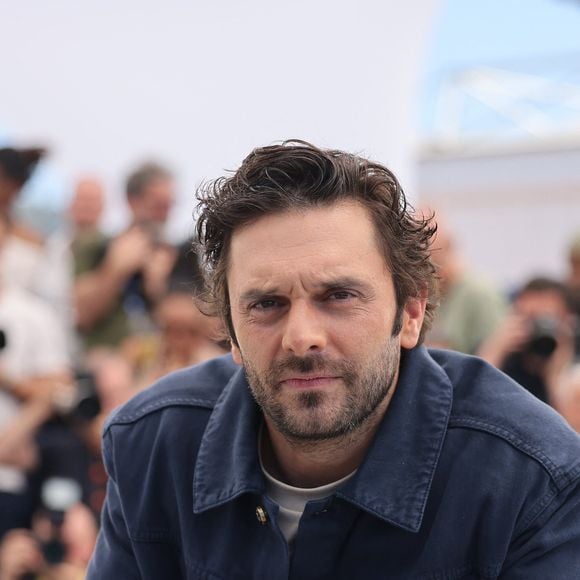 Pio Marmaï au photocall de Le Roi Soleil lors du 78ème Festival International du Film de Cannes, au Palais des Festivals à Cannes, France, le 18 mai 2025. © Jacovides-Moreau/Bestimage