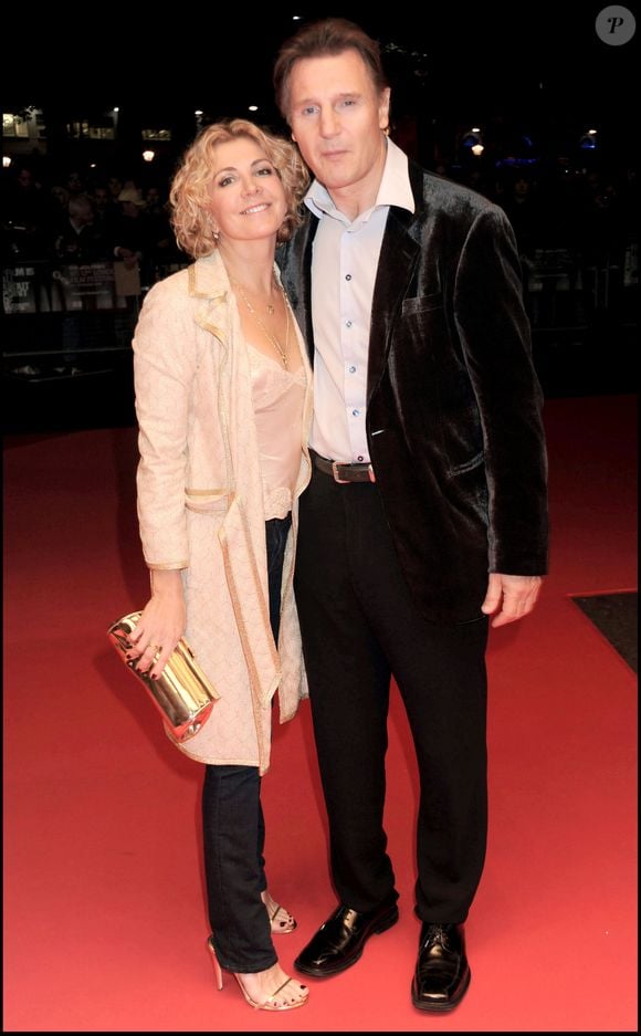 Une femme qu'il n'oubliera jamais : "Ce ne sera jamais facile d'en parler... Il m'arrive encore de croire que tout ça n'est qu'un cauchemar et que je vais la revoir un jour"

Liam Neeson et Natasha Richardson - Première du film "The Other man" au 52e festival du film de Londres  GOFF INF / BESTIMAGE