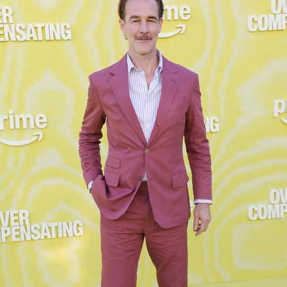 James Van Der Beek - Première de la série "Overcompensating" à Los Angeles, le 14 mai 2025. @Broadimage / Bestimage
