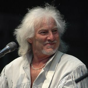 Archives - Concert de Hugues Auffray 2009 AGENCE / BESTIMAGE