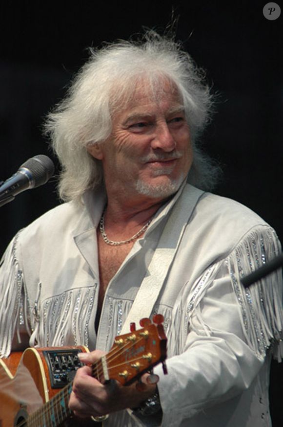 Archives - Concert de Hugues Auffray 2009 AGENCE / BESTIMAGE