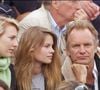 Il estime que cela n'est pas leur rendre service

Le chanteur britannique Sting et sa famille photographiés lors d'un match des Internationaux de France 2004 à Roland Garros à Paris-France le 30 mai 2004. Photo Gorassini-Zabulon/ABACA.
