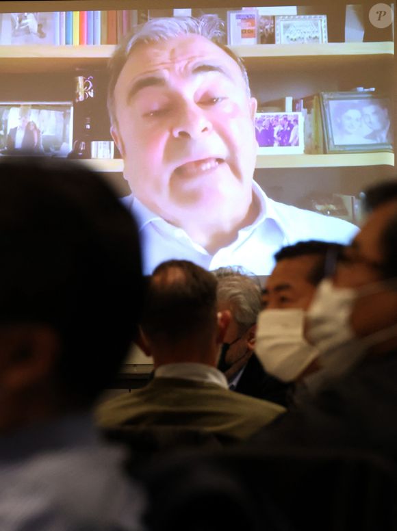 Carlos Ghosn en visioconférence pour la sortie de son livre au Club des correspondants étrangers du Japon à Tokyo, Japon, le 6 décembre 2021. © Yoshio Tsunoda/Aflo/Bestimage