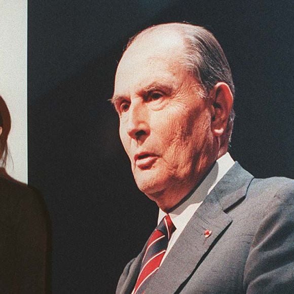 Mazarine Pingeot photographie 2eme anniversaire de la mort de François Mitterrand le 07/01/1998. Crédit Max Colin / Bestimage