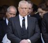 Le prince Andrew a été impliqué dans le scandale lié à Jeffrey Epstein et a déjà versé plusieurs millions de dollars pour éviter un procès.

Le prince Andrew, duc d'York, quittant la cathédrale de Westminster après les funérailles de la duchesse de Kent. Photo by GOFF  / BESTIMAGE