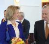 Le jeune homme fait la fierté de ses parents, la reine Mathilde et le roi Philippe.

La Reine Mathilde de Belgique et le Roi Philippe - Filip de Belgique arrivent en visite royale à la Belgischer Rundfunk (Société belge de radiodiffusion - BRF) à Eupen à l'occasion de son 80e anniversaire, le mardi 30 septembre 2025.  Photo par ABACAPRESS.COM
