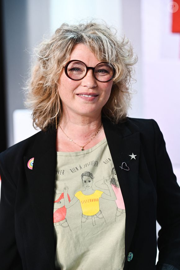 Exclusif - Cécile Bois - Enregistrement de l'émission Vivement dimanche au studio Gabriel, présentée par M.Drucker et diffusée sur France 3 le 22 octobre 2023.
© Guillaume Gaffiot / Bestimage