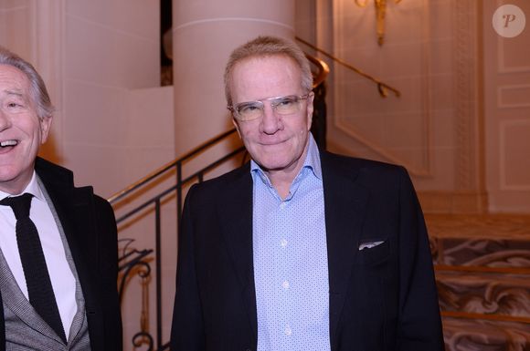 C'est suite à l'annonce du SciFiWorld que l'information a fuité.

Christophe Lambert lors du photocall et du cocktail de la soirée des "Stéthos d'or 2023" à l'hôtel Four Seasons George V à Paris, France, le 27 mars 2023. Les "Stéthos d'Or" récompensent les artistes qui contribuent au bien-être de tous, organisé par la Fondation pour la Recherche en Physiologie. Les "Stéthos d’Or" mettent à l'honneur cette année encore les personnalités qui, par leurs implications et énergies positives, ont contribué à la grande réussite de cette manifestation. Grâce aux dons, les premiers programmes de recherches en France et la construction du laboratoire entièrement dédié à ces derniers ont pu voir le jour. D'autres avancées ont été présentées au cours de cette soirée composée d'un dîner avec les personnalités, de la remise des Stéthos d'Or puis d'une vente aux enchères. © Bellak-Guirec/Bestimage