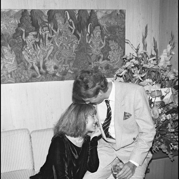 "Son état s’est beaucoup dégradé depuis toutes ces années", a ajouté l'élue locale dans les colonnes du quotidien régional. 

Archives - Johnny Hallyday et Nathalie Baye à la générale de la pièce de Jean Loup Dabadie "Marguerite et les autres". BERTRAND RINDOFF PETROFF / BESTIMAGE