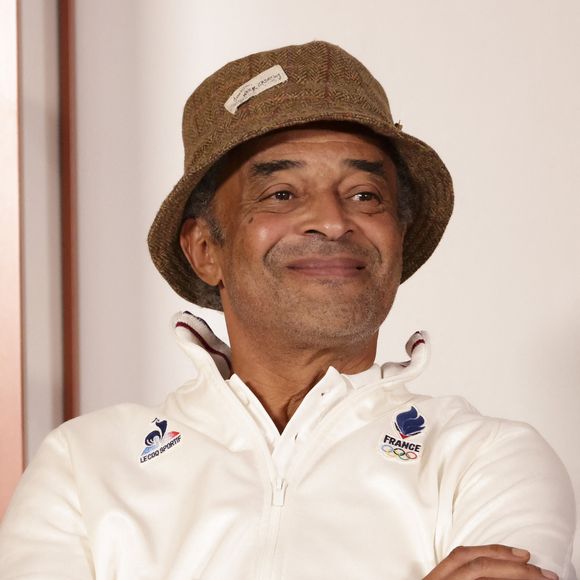 L'ancien champion de tennis Yannick Noah a récemment surpris ses fans en partageant les coulisses d'une hospitalisation inattendue.

Yannick Noah, lors de la présentation du projet Para Tennis de la Fédération Française de Tennis, à Roland-Garros. 

© Jack Tribeca / Bestimage