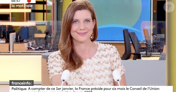 Camille Grenu, figure phare de Franceinfo, annonce céder la tranche du 10/13h le week-end.

La journaliste Camille Grenu, sur Franceinfo.