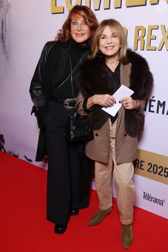 Julie Pietri et Nicole Calfan assistent au spectacle " Lumière ! "au Grand Rex à Paris, France, le 12 décembre 2025. Photo par Jerome Domine/ABACAPRESS.COM
