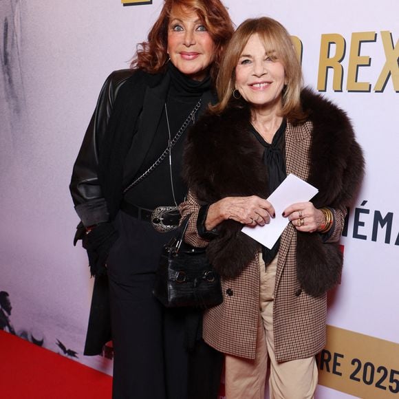 Julie Pietri et Nicole Calfan assistent au spectacle " Lumière ! "au Grand Rex à Paris, France, le 12 décembre 2025. Photo par Jerome Domine/ABACAPRESS.COM