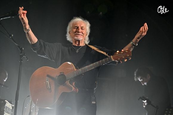 Photo d'archive montrant Hugues Aufray en concert à la Collégiale Notre-Dame de Dinant, en Belgique, le 26 octobre 2022. Photo de Julien Reynaud/APS-Medias/ABACAPRESS.COM