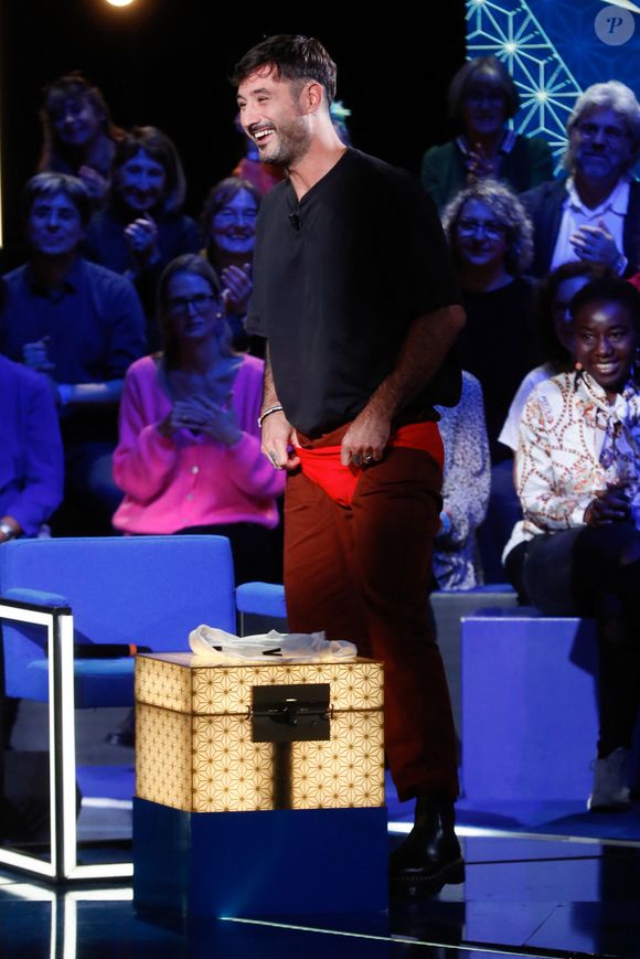 Exclusif - Jérémy Frérot - Enregistrement de l'émission "La Boîte à Secrets N°20" dans les studios de la Cité du Cinéma à Saint-Denis, présentée par F.Bollaert et diffusée le 10 janvier sur France 3
© Christophe Clovis / Bestimage