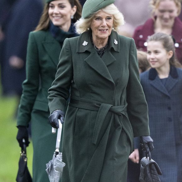 La période des fêtes était franchement attendue par la famille royale pour profiter de moments précieux. 

Catherine Kate Middleton, princesse de Galles, la reine Consort Camilla, la princesse Charlotte de Galles