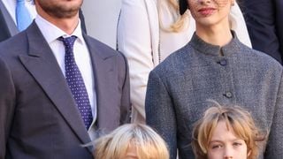 Beatrice Borromeo et Pierre Casiraghi parents d'un 3e enfant au prénom symbolique : le palais de Monaco confirme avec une photo de famille
