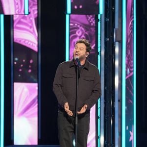 Claudio Capéo lors de la deuxième soirée de la 39ème édition du Téléthon sur France 2 aux Studios du Lendit à Saint-Denis, France, le 6 décembre 2025. Les trente heures du Téléthon 2025 s'achèvent sur un compteur de 83,5 millions d'euros. © Anne-Sophie Guebey/Bestimage