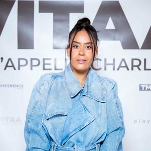 Ce deuil, profondément intime, l’a confrontée pour la première fois à un sentiment de faiblesse qu’elle n’avait donc jamais connu.

Exclusif - Amel Bent à la projection privée en avant-première du documentaire sur Vitaa (Charlotte Gonin) "Je m'appelle Charlotte" dans les locaux de TF1 à Boulogne Billancourt le 18 novembre 2024. Le documentaire sera diffusé le 22 novembre sur TMC en prime time et TF1+.

© Pierre Perusseau / Bestimage