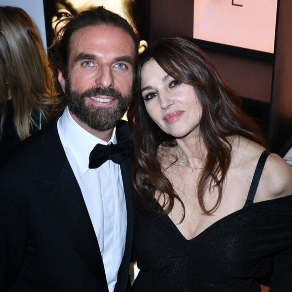 John Nollet et Monica Bellucci lors de la soirée d'ouverture de "Carita - Maison De Beauté" rue du Faubourg Saint-Honoré à Paris, France, le 30 septembre 2022. © Veeren-Clovis/Bestimage