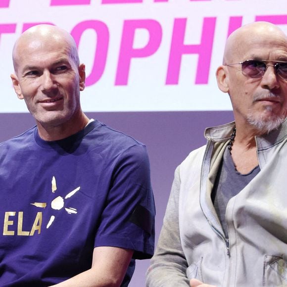 Zinedine Zidane et Florent Pagny assistent à la cérémonie de remise du Prix de l'Ambassadeur de l'association ELA (European Leukodystrophy Association) à la Cité des Sciences et de l'Industrie à Paris, France, le 07 juin 2023. Photo by Jerome Domine/ABACAPRESS.COM