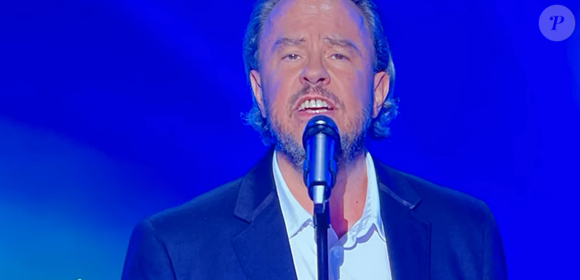 Le chanteur, qui compte plus de quatre millions de disques vendus, se livre sur cette expérience.

Roméo, de son vrai nom Georges Brize, dans "The Voice"
