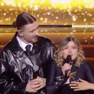 Marine avec Pierre Garnier après avoir remporté la finale de la Star Academy sur TF1
"Star Academy" / TF1