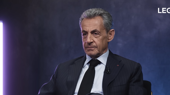 Nicolas Sarkozy dans "LEGEND" sur YouTube.