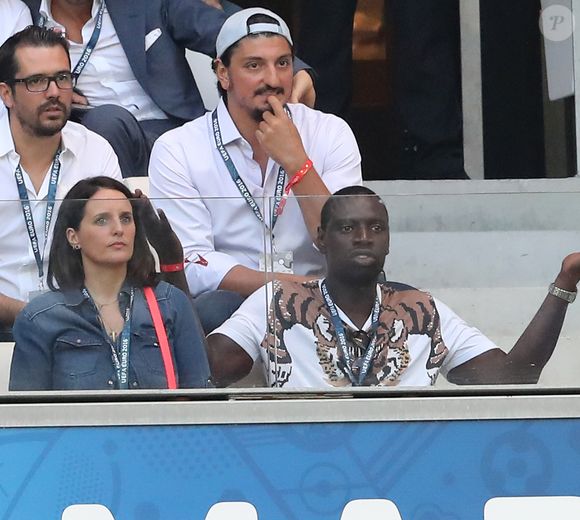 Omar Sy et sa femme Hélène assistent à la demi-finale de l'Euro 2016 Allemagne-France au stade Vélodrome à Marseille, France, le 7 juillet 2016. © Cyril Moreau/Bestimage
